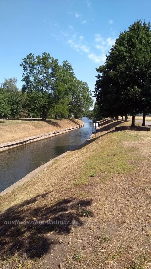 Der Kanal nach der Oeblitzschleuse